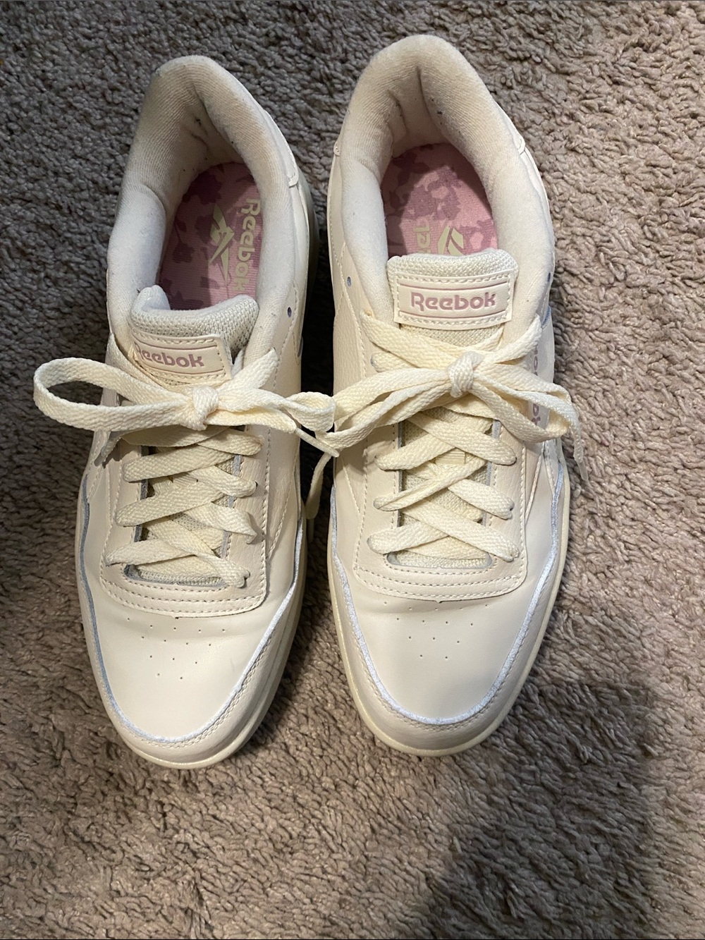 Reebok Women's Cream White Sneakers with Pink Insole 9M